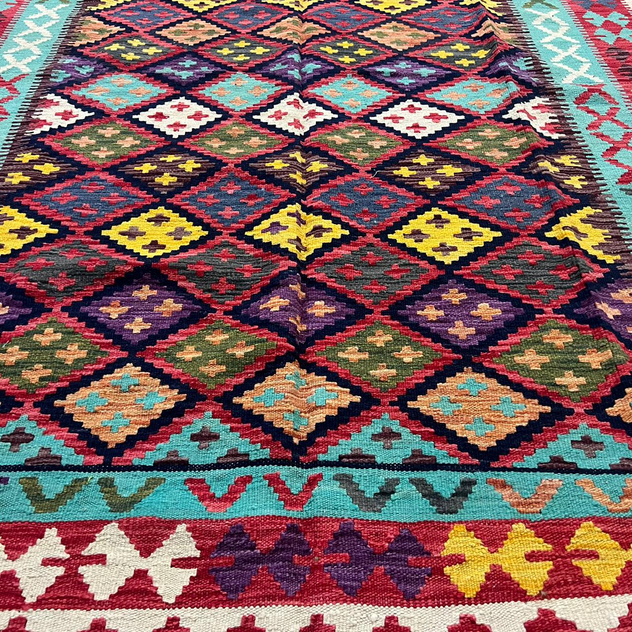Handwoven Kilim Rug 6×8 ft | Traditional Wool Area Rug - Image 4
