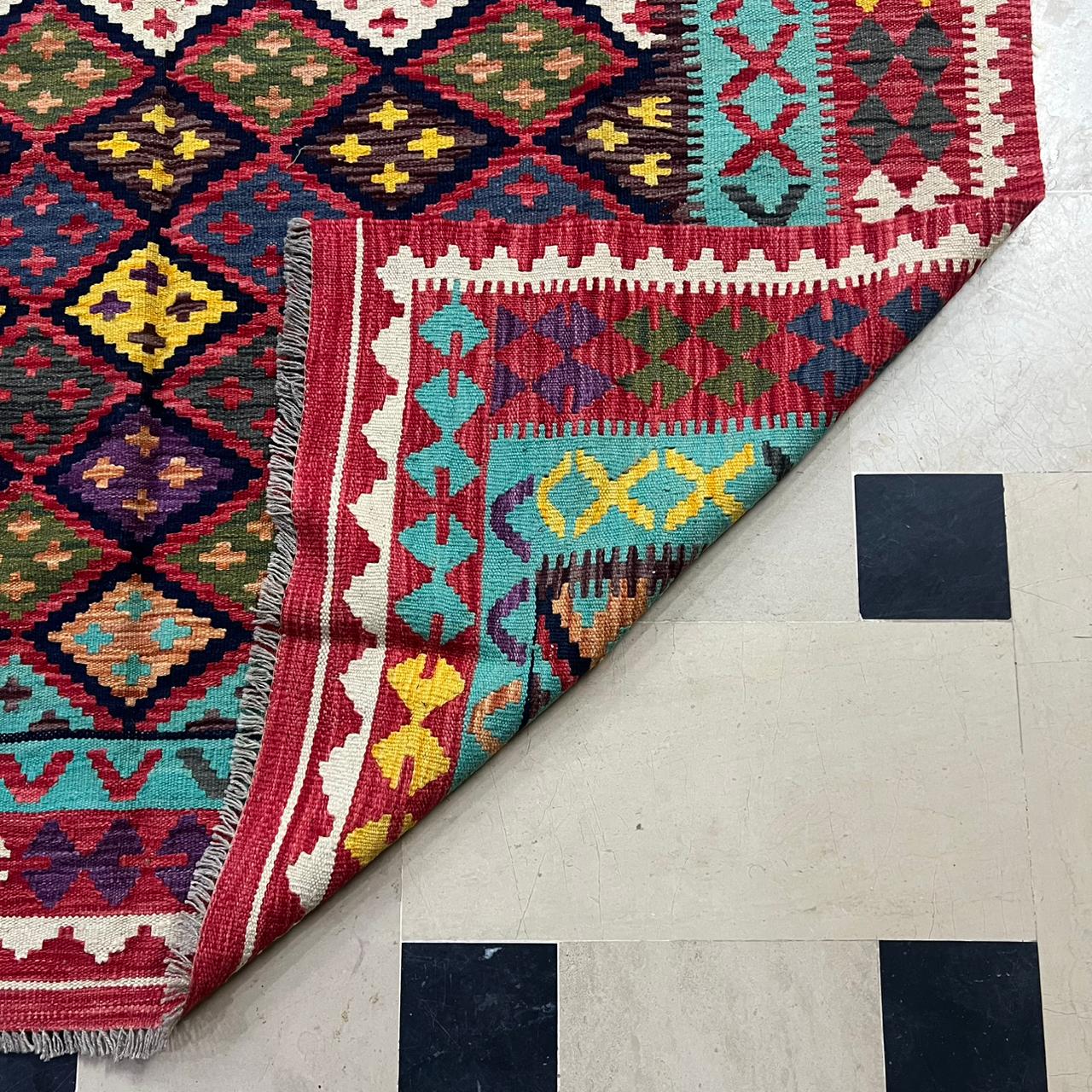 Handwoven Kilim Rug 6×8 ft | Traditional Wool Area Rug - Image 6